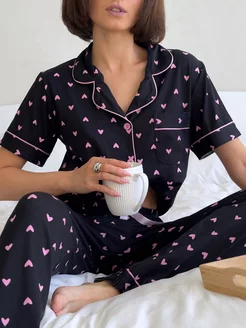 Пижама со штанами и рубашкой с сердечками Shenborn 220674424 купить за 1 080 ₽ в интернет-магазине Wildberries