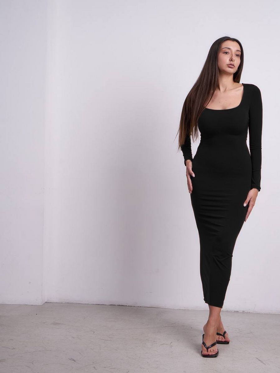 Вечернее платье с длинным рукавом SELVI BRAND. Цвет черный.