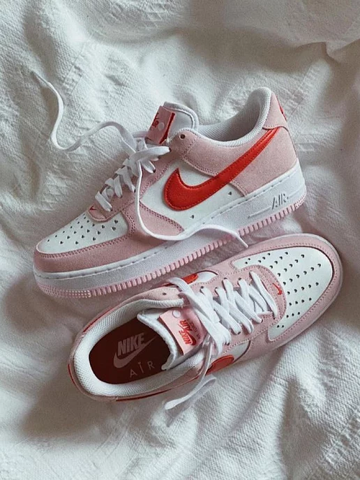 nike air force pink