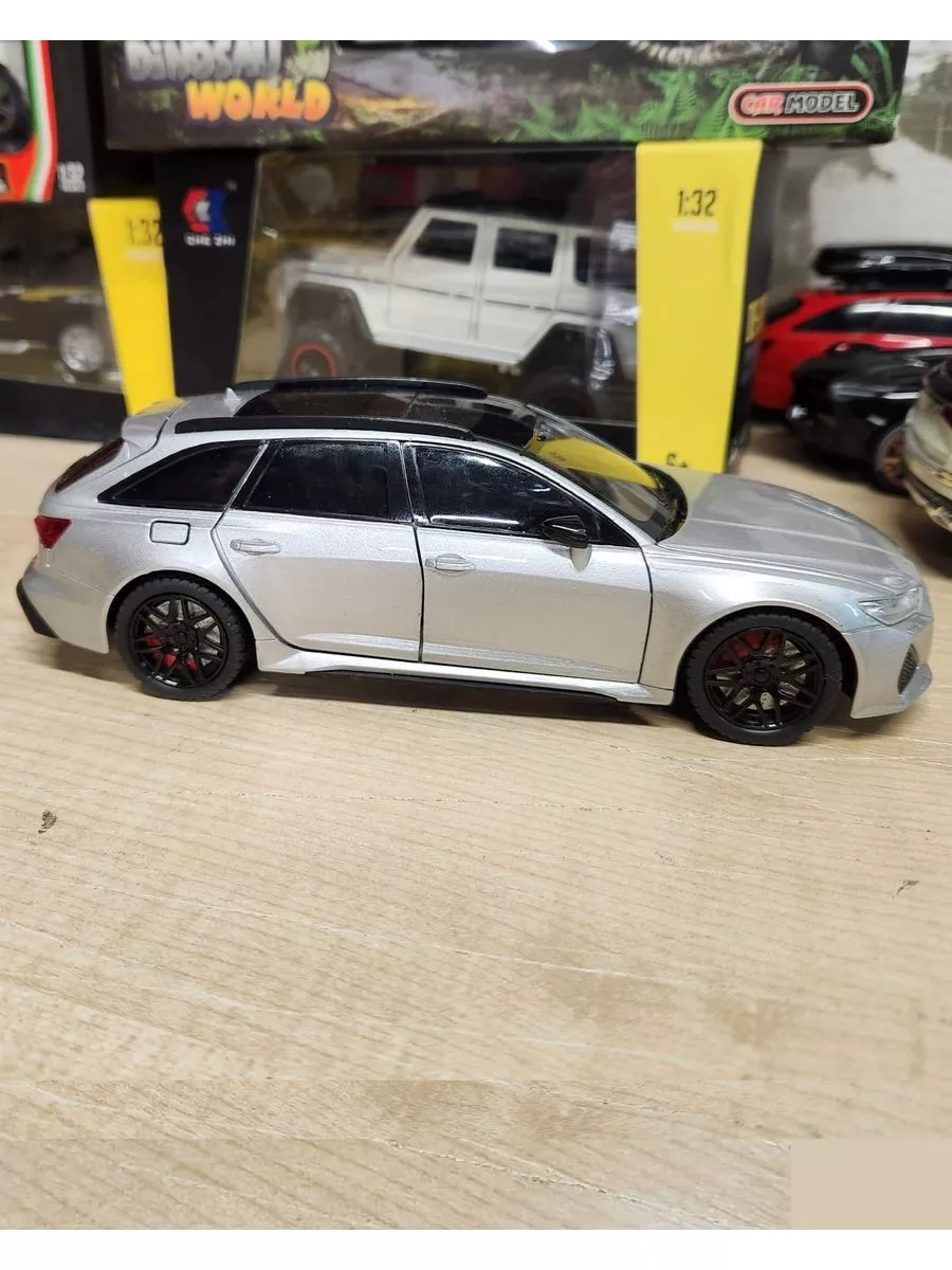 AUDI 1 24 (металлик)