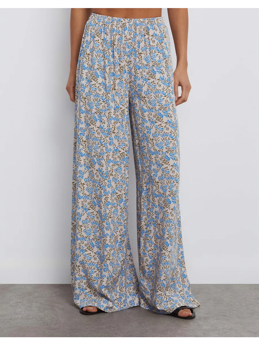 Молочные брюки Wide leg с...
