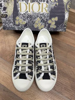 Ххх моншадағы жалаңаш қыздар