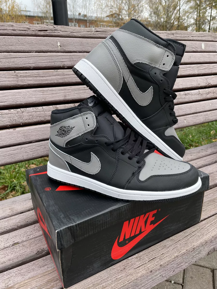 Nike high top retro hotsell