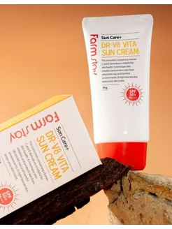 Солнцезащитный крем для лица DR-V8 Vita Sun Cream Farm Stay