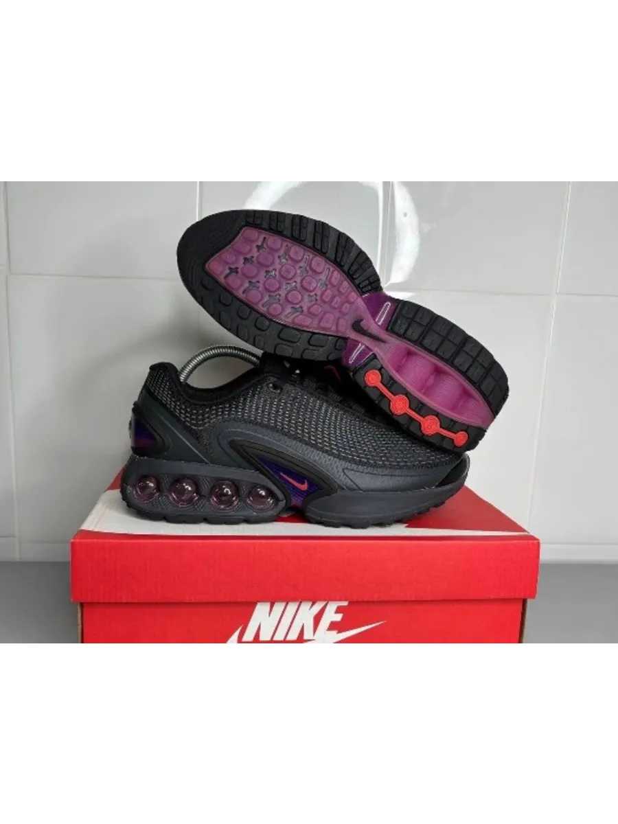 Кроссовки Nike Spiridon Stussy