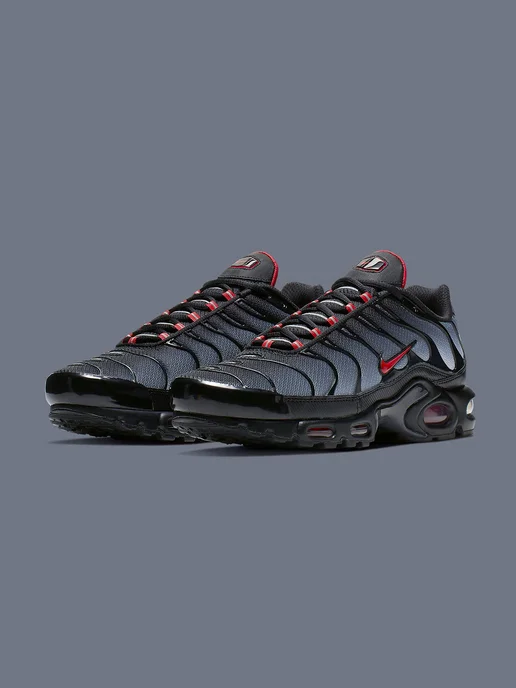 Air max plus grey red best sale