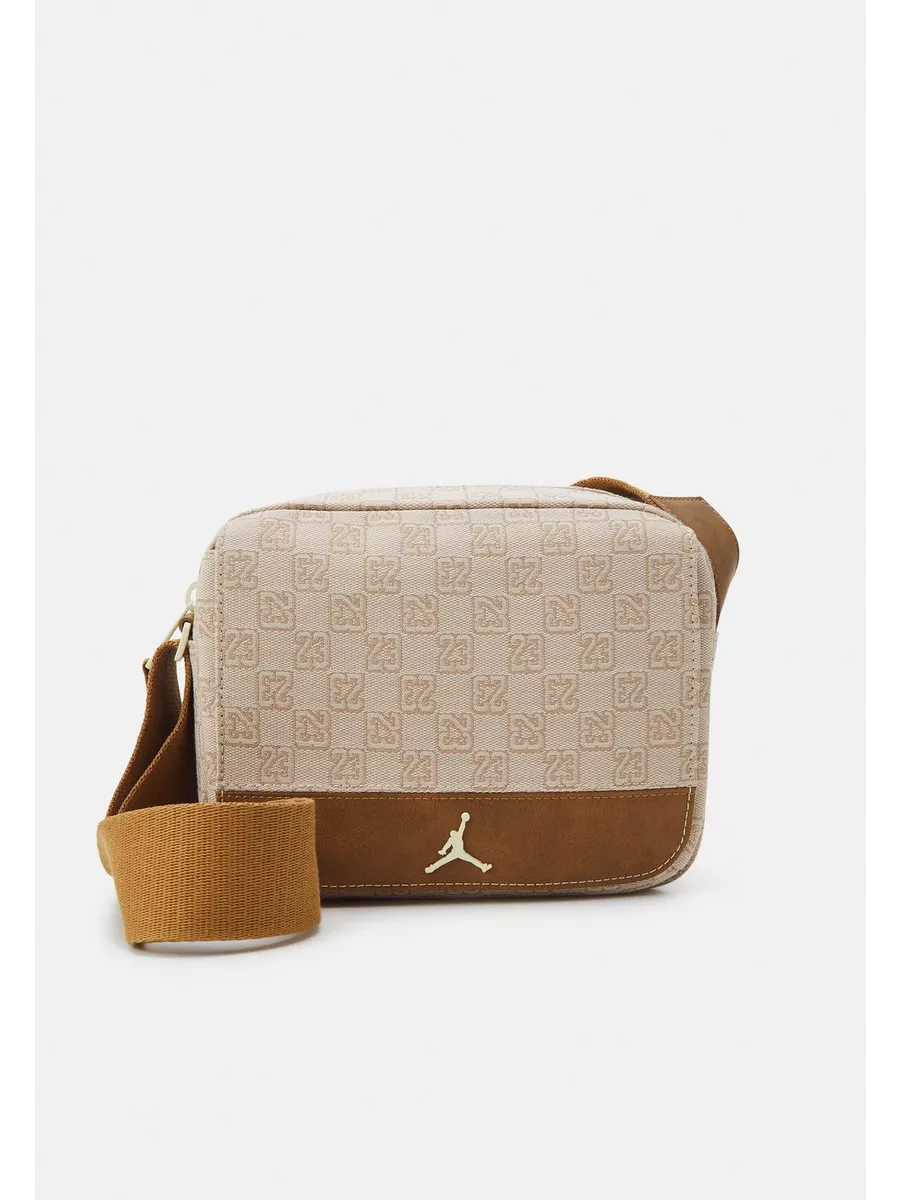 Сумка на плечо Monogram