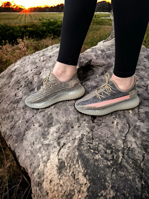 Yeezy Boost Кроссовки спортивная коричневый