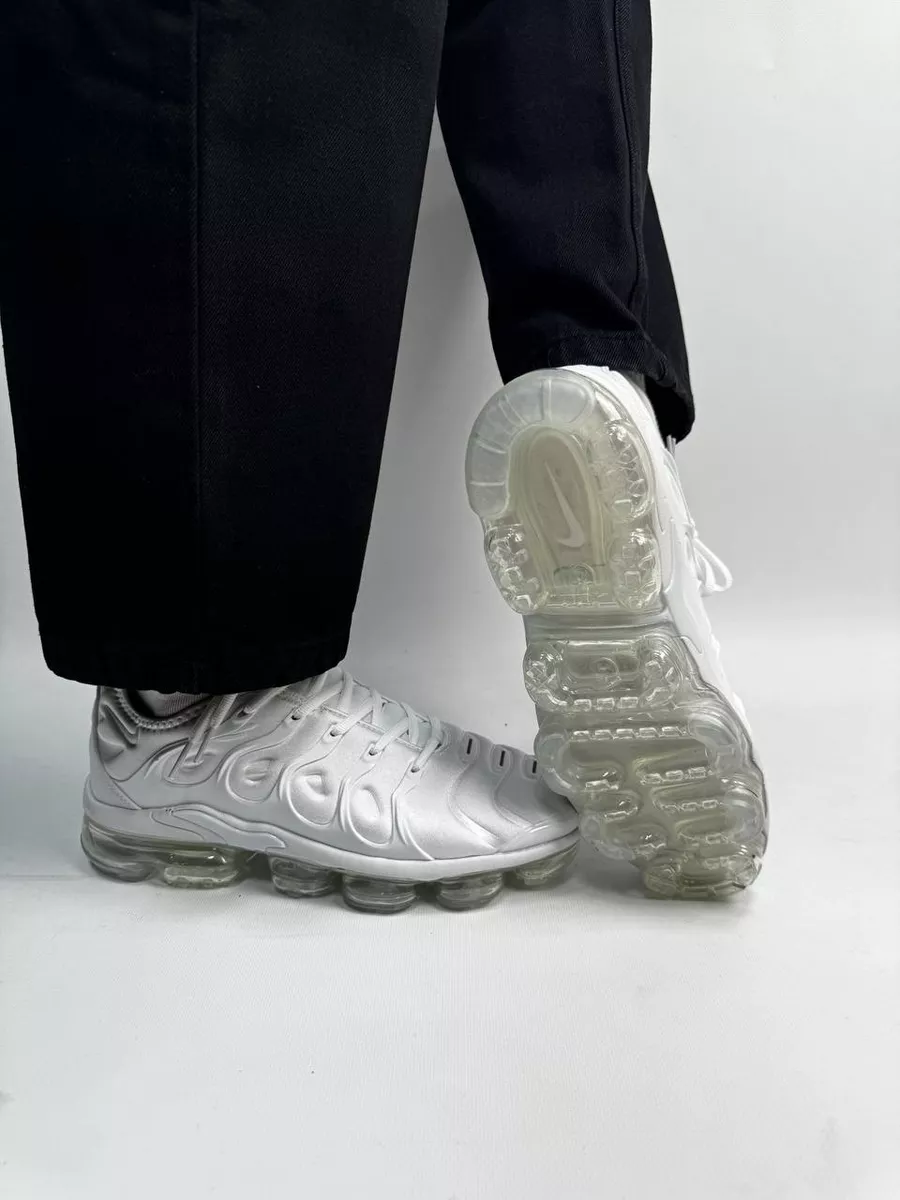 Nike vapormax plus platinum white online