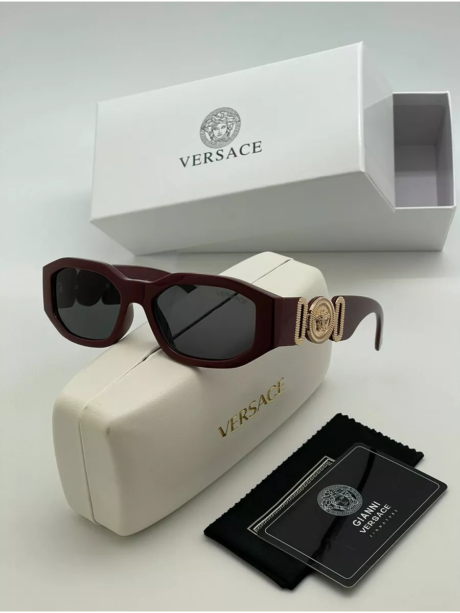 Солнцезащитные очки Versace